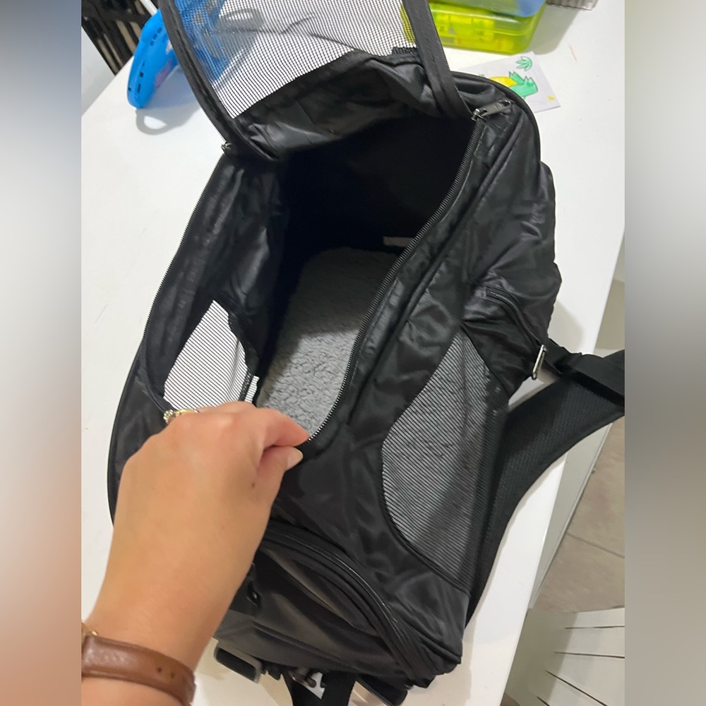 New dog carrier /backpack